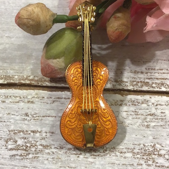 Vintage Western Germany Violin Brooch - Picture 4 of 16